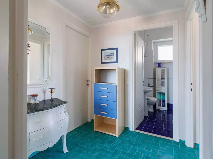 Immagine 43 di Villa in vendita  in Via Aurelia 136N a Santa Marinella