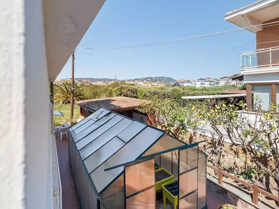 Immagine 52 di Villa in vendita  in Via Aurelia 136N a Santa Marinella