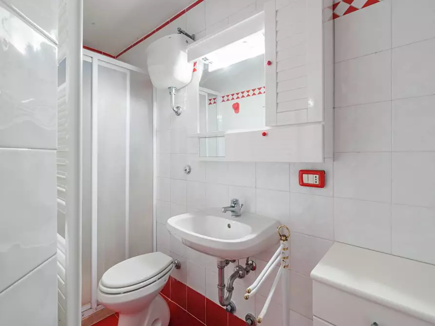 Immagine 61 di Villa in vendita  in Via Aurelia 136N a Santa Marinella