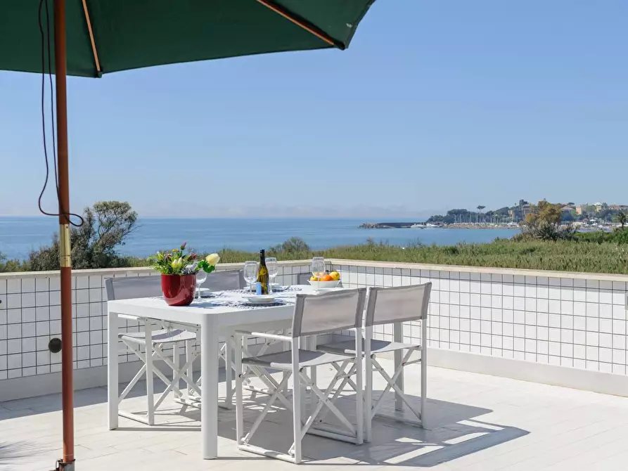 Immagine 67 di Villa in vendita  in Via Aurelia 136N a Santa Marinella