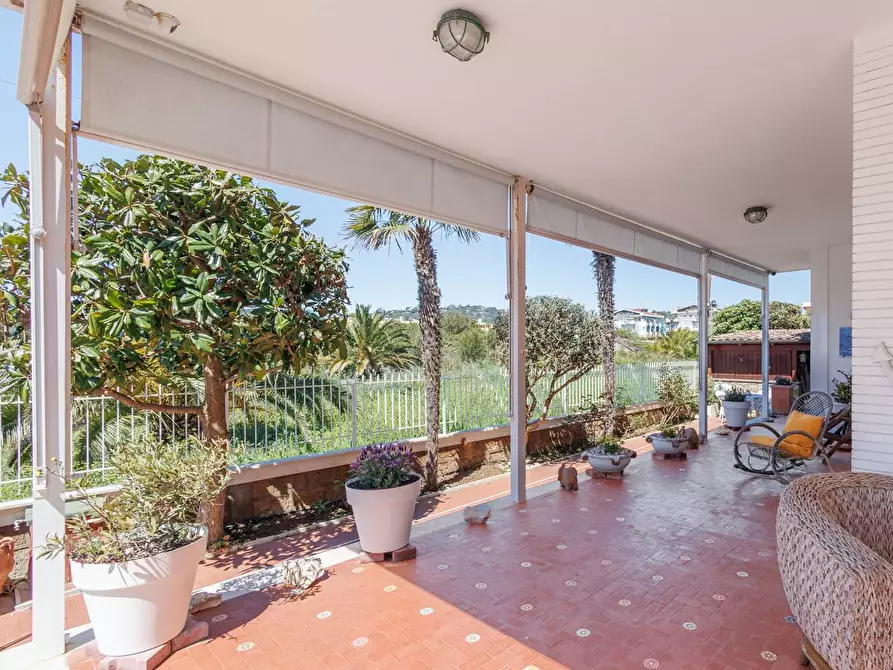 Immagine 75 di Villa in vendita  in Via Aurelia 136N a Santa Marinella