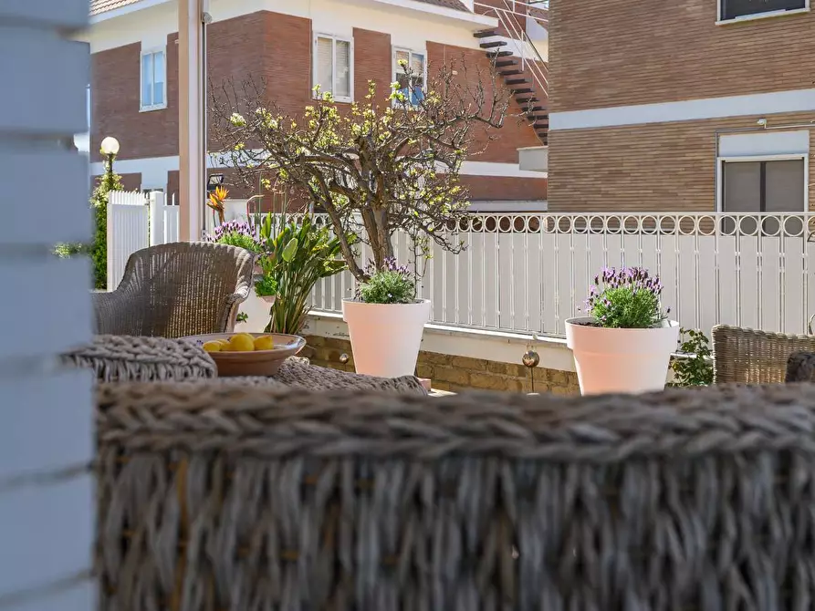 Immagine 81 di Villa in vendita  in Via Aurelia 136N a Santa Marinella