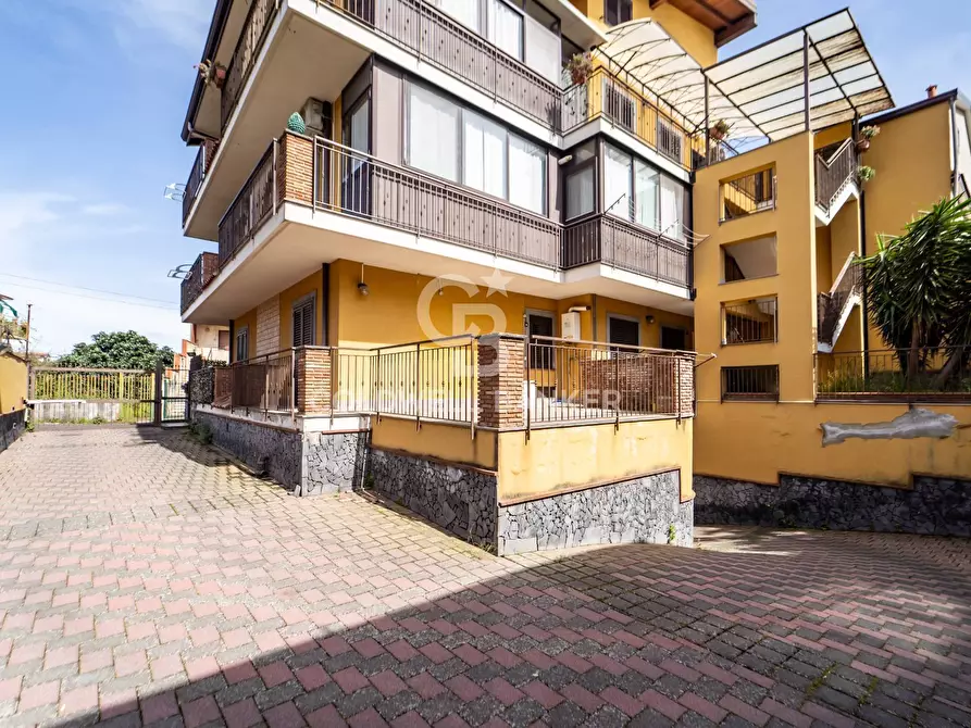 Immagine 17 di Appartamento in vendita  in Via Santa Maria dei Monti 12 a Mascalucia