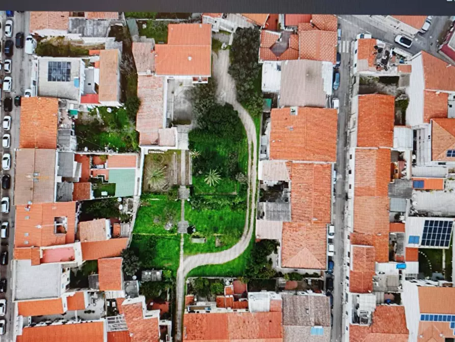 Immagine 2 di Terreno residenziale in vendita  in Centrale a Olbia