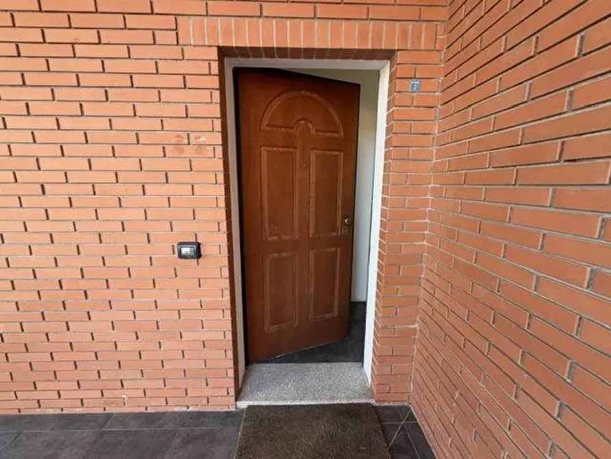 Immagine 2 di Appartamento in vendita  in via parigi a Olbia