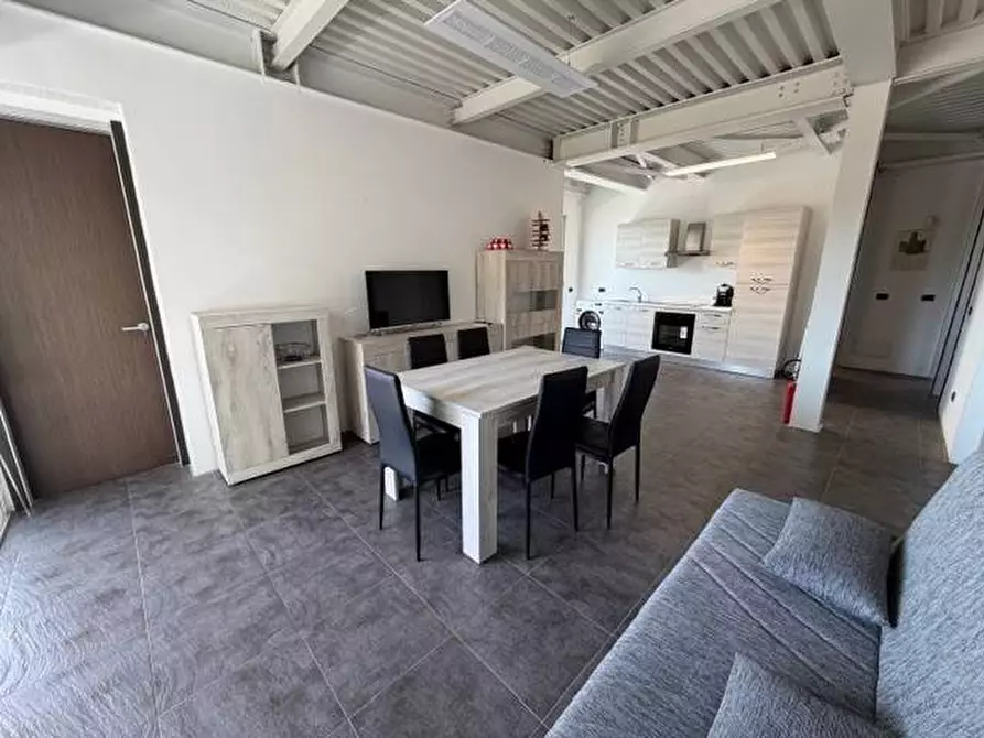 Immagine 4 di Appartamento in vendita  in via parigi a Olbia