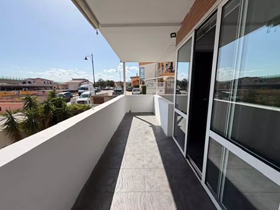 Immagine 1 di Appartamento in vendita  in via parigi a Olbia