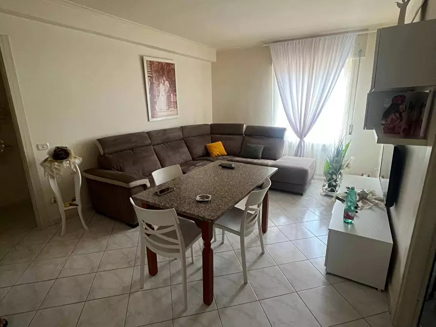 Immagine 5 di Appartamento in vendita  in Via Sant'antonio Abate a Napoli