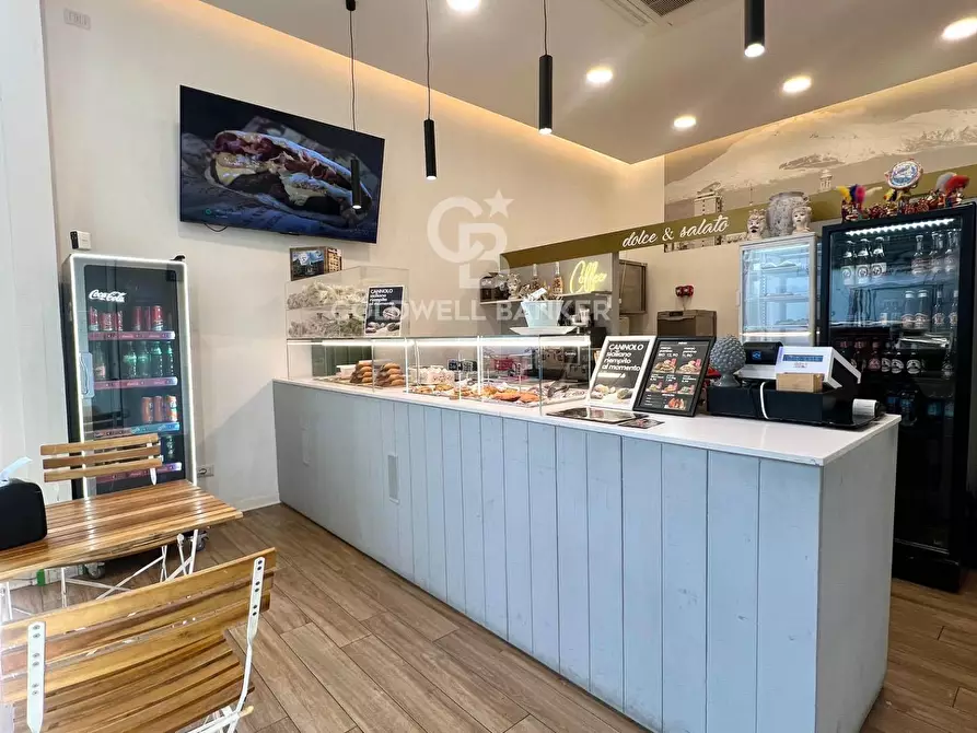 Immagine 4 di Attività commerciale in vendita  in viale latini 21 a Riccione