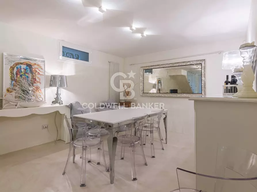 Immagine 2 di Villa in vendita  in viale oneglia 18 a Riccione