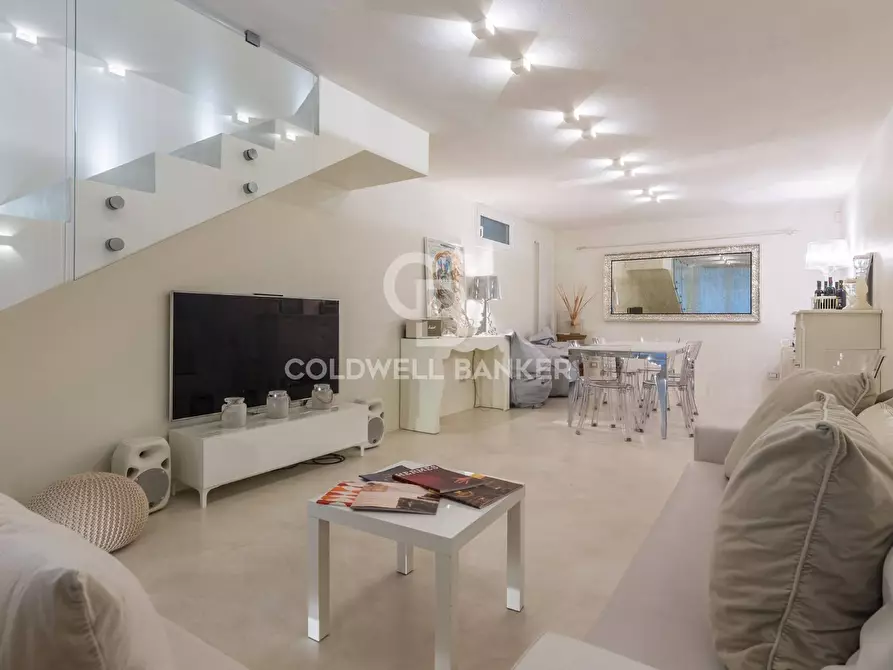 Immagine 4 di Villa in vendita  in viale oneglia 18 a Riccione