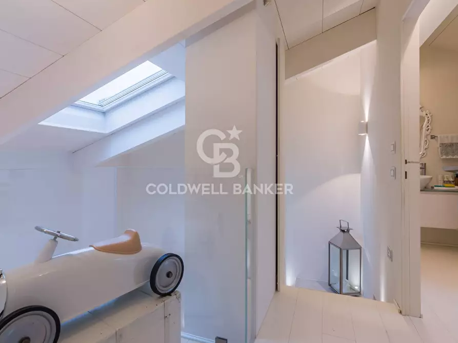 Immagine 13 di Villa in vendita  in viale oneglia 18 a Riccione