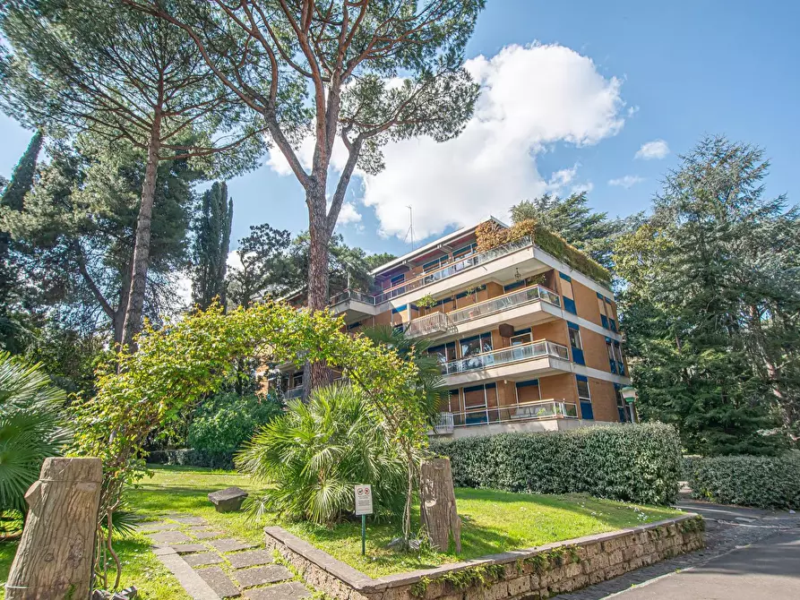 Immagine 3 di Appartamento in vendita  in Via Nomentana 373 a Roma