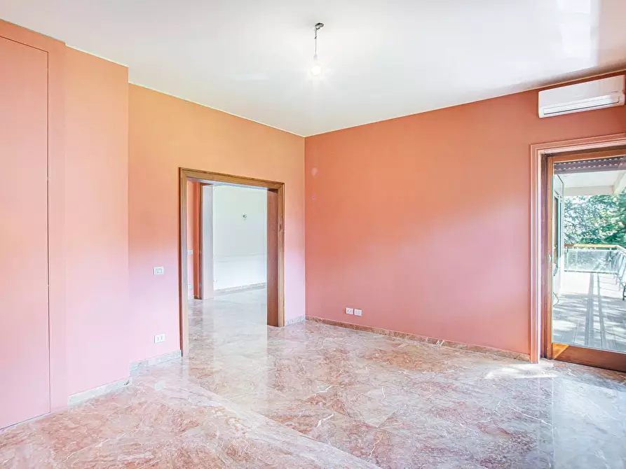 Immagine 6 di Appartamento in vendita  in Via Nomentana 373 a Roma