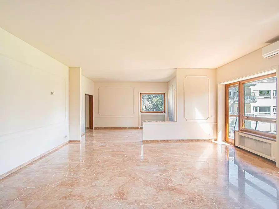 Immagine 8 di Appartamento in vendita  in Via Nomentana 373 a Roma