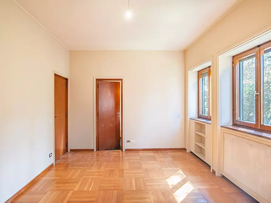 Immagine 38 di Appartamento in vendita  in Via Nomentana 373 a Roma