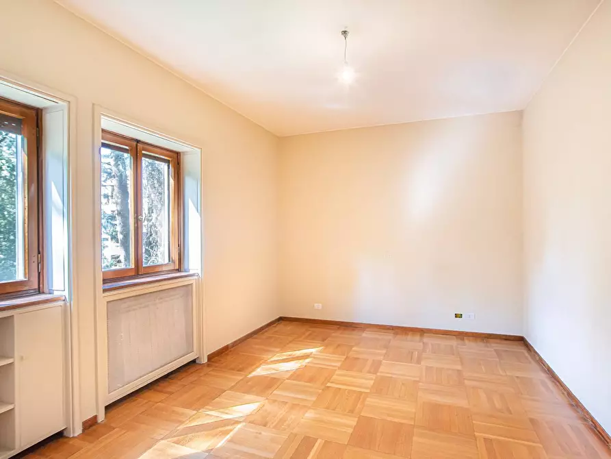 Immagine 39 di Appartamento in vendita  in Via Nomentana 373 a Roma