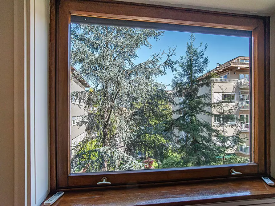 Immagine 47 di Appartamento in vendita  in Via Nomentana 373 a Roma