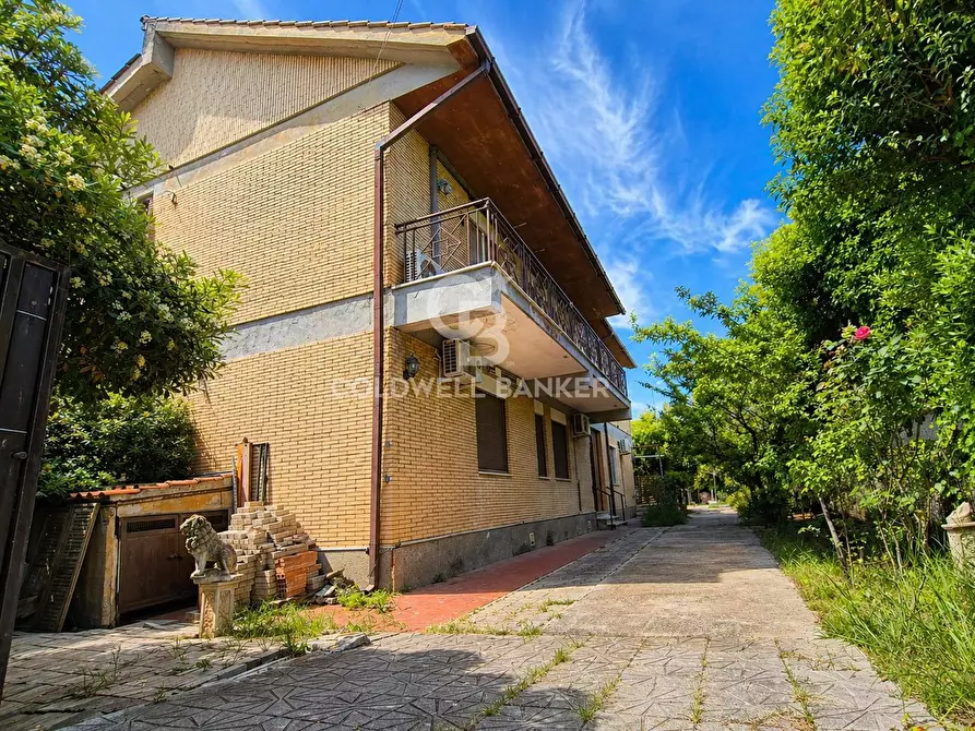 Immagine 1 di Villa in vendita  in Viale dei Navigatori 21 a Tarquinia