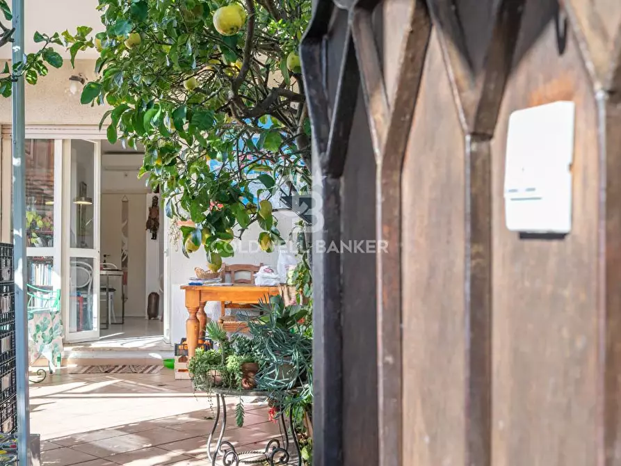 Immagine 2 di Appartamento in vendita  in via delle magnolie 60 a Santa Marinella