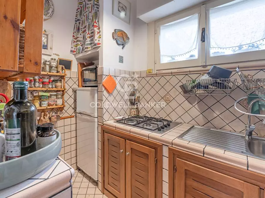 Immagine 13 di Appartamento in vendita  in via delle magnolie 60 a Santa Marinella