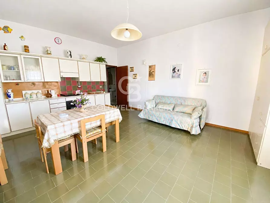Immagine 7 di Appartamento in vendita  in Via Porticato 2 a Giardini-Naxos