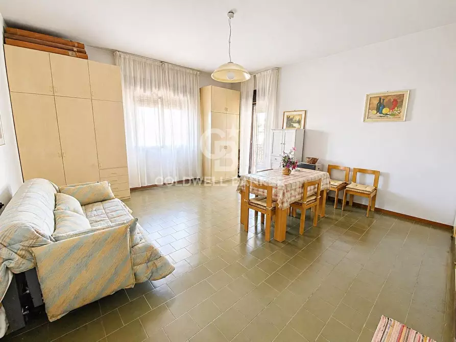 Immagine 8 di Appartamento in vendita  in Via Porticato 2 a Giardini-Naxos