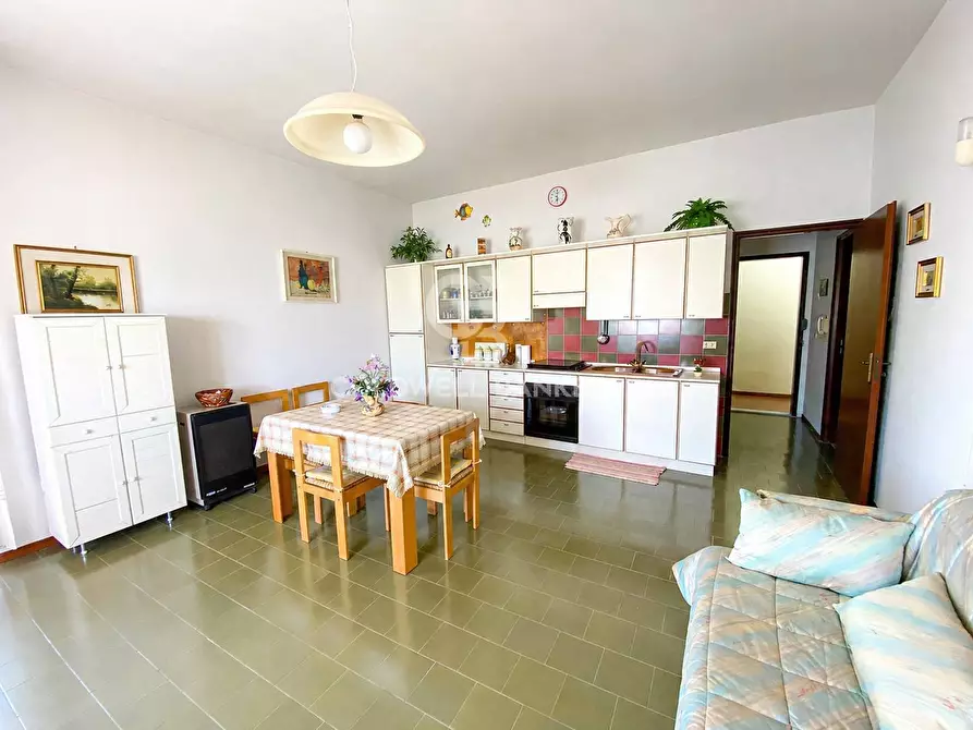 Immagine 9 di Appartamento in vendita  in Via Porticato 2 a Giardini-Naxos