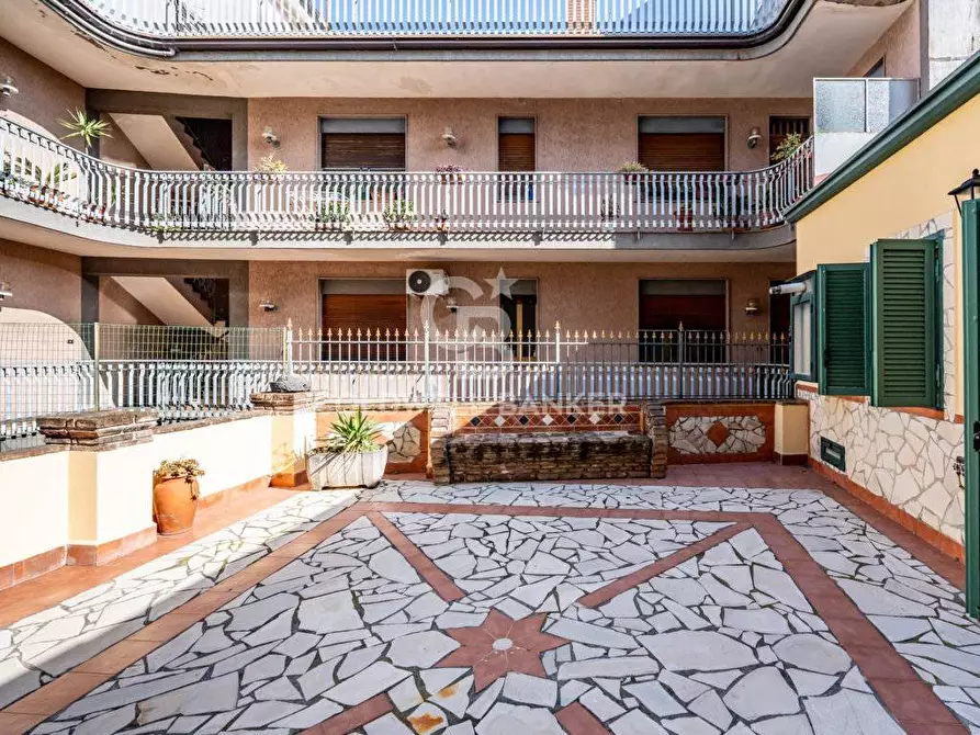 Immagine 22 di Appartamento in affitto  in via vittorio emanuele 156 a Aci Catena