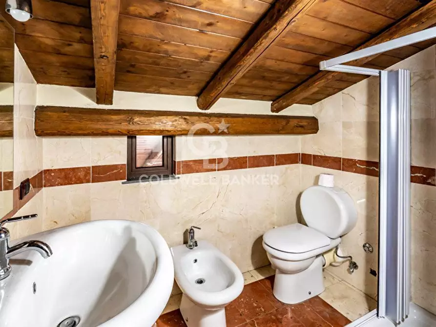 Immagine 35 di Appartamento in affitto  in via vittorio emanuele 156 a Aci Catena