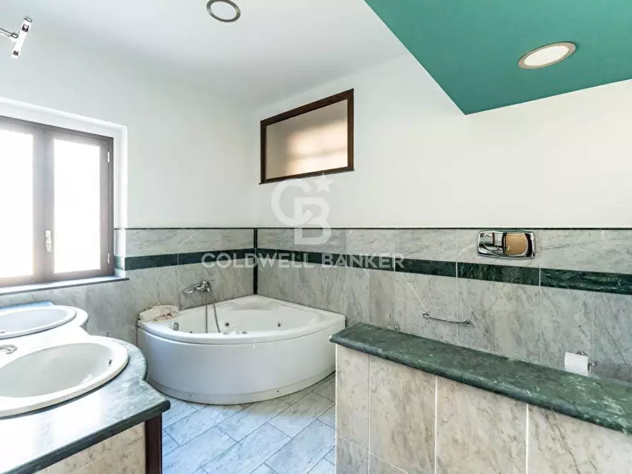 Immagine 59 di Appartamento in affitto  in via vittorio emanuele 156 a Aci Catena