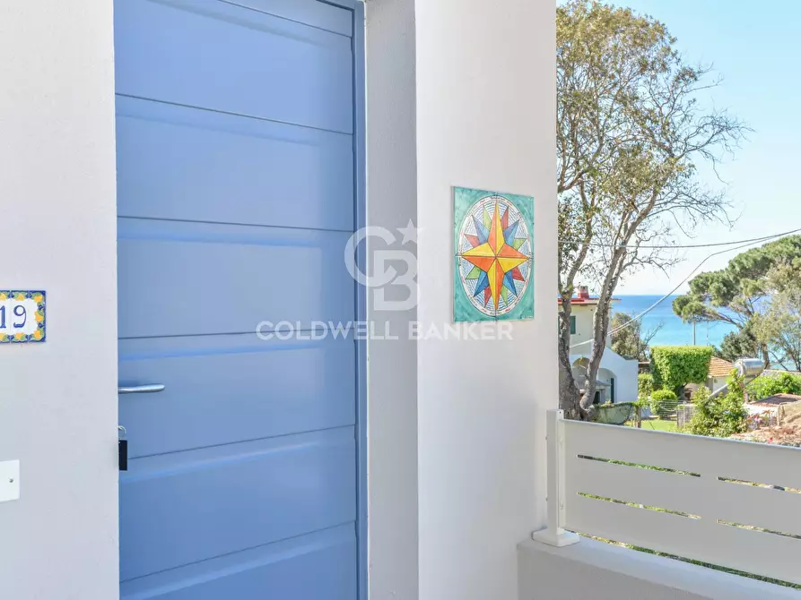 Immagine 2 di Villa in vendita  in Via delle Ginestre a Marciana