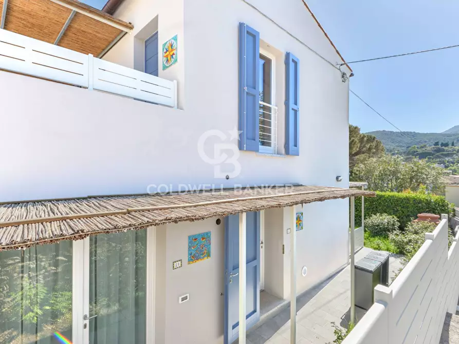 Immagine 13 di Appartamento in vendita  in Via delle Ginestre a Marciana