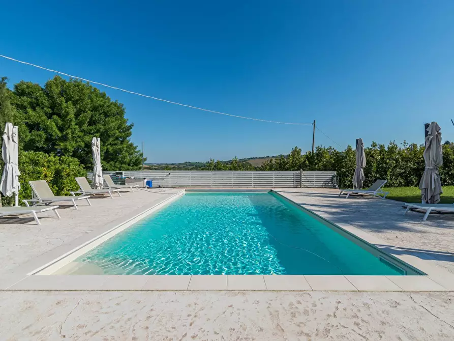 Immagine 6 di Villa in vendita  in Via San Vincenzo a Cartoceto