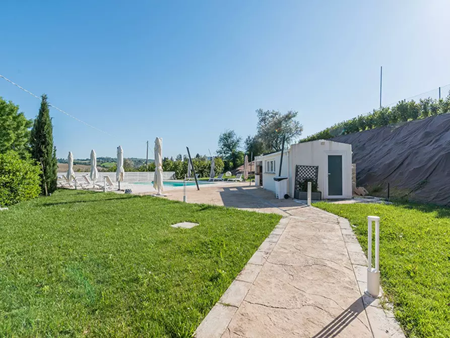 Immagine 7 di Villa in vendita  in Via San Vincenzo a Cartoceto