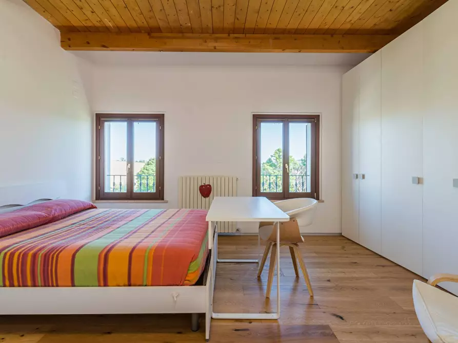 Immagine 27 di Villa in vendita  in Via San Vincenzo a Cartoceto