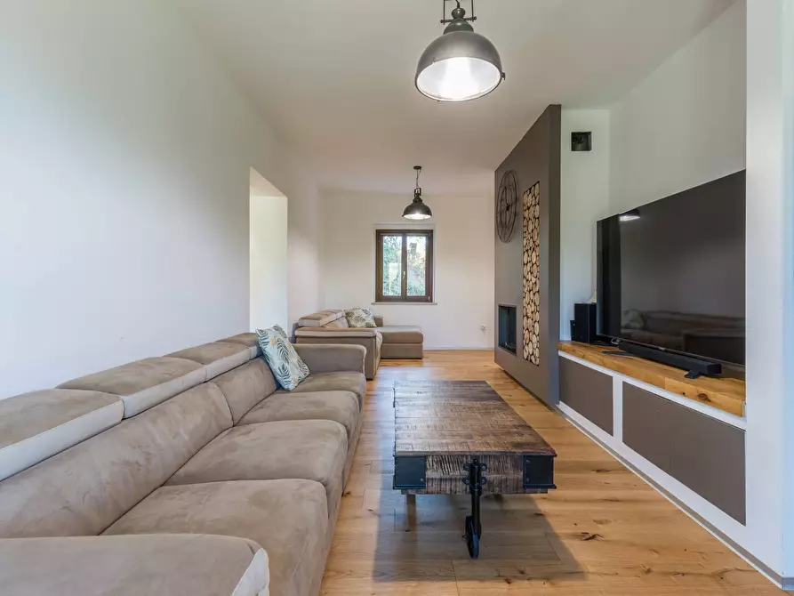 Immagine 18 di Villa in vendita  in Via San Vincenzo a Cartoceto