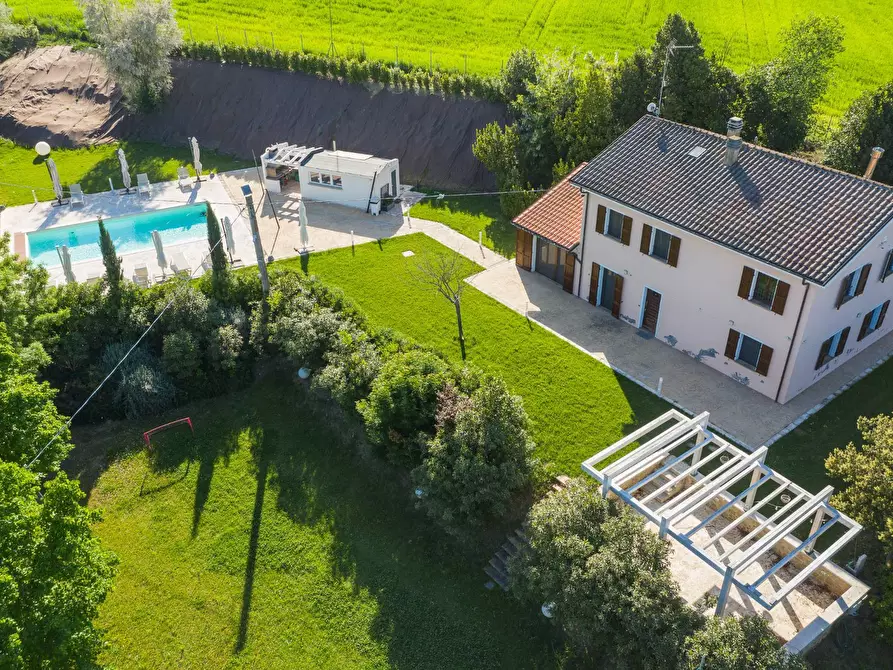 Immagine 44 di Villa in vendita  in Via San Vincenzo a Cartoceto