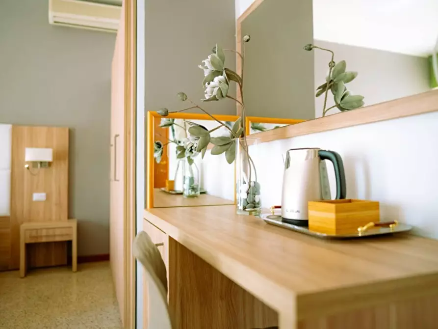 Immagine 7 di Albergo/B&B/Residence in vendita  in via facchini 9 a Cattolica