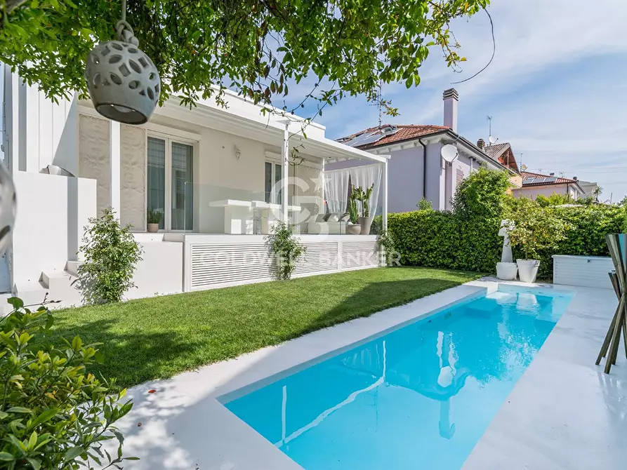 Immagine 32 di Villa in vendita  in San Lorenzo a Riccione