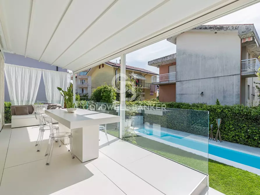 Immagine 36 di Villa in vendita  in San Lorenzo a Riccione