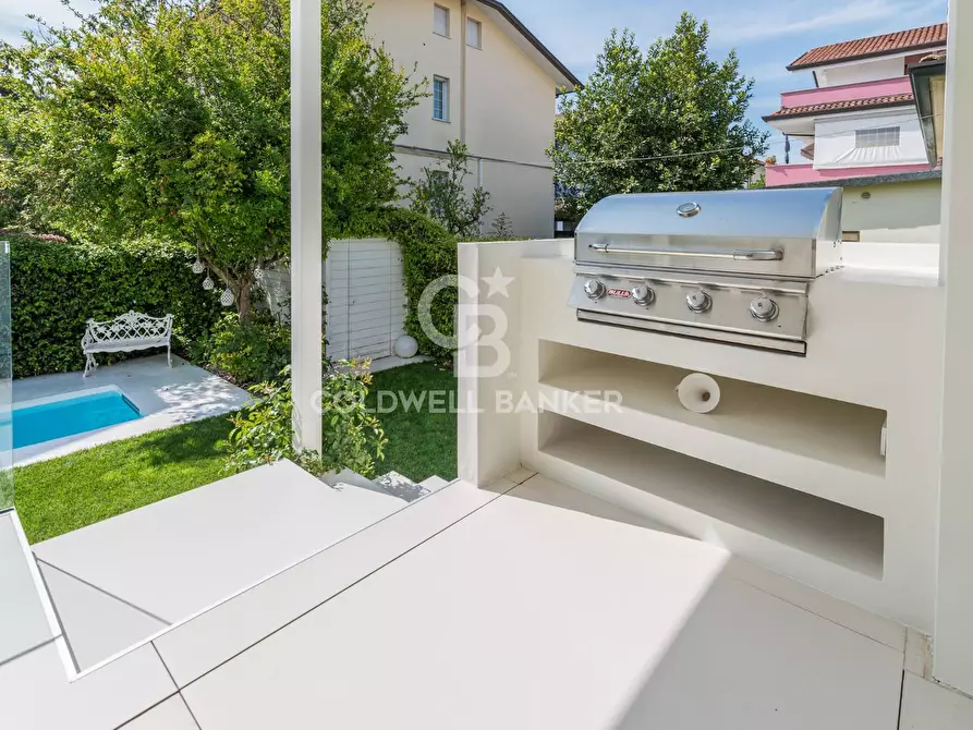 Immagine 40 di Villa in vendita  in San Lorenzo a Riccione