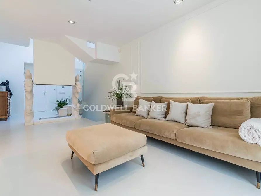 Immagine 3 di Villa in vendita  in San Lorenzo a Riccione