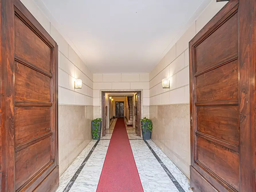 Immagine 31 di Appartamento in vendita  in Via Eustachio Manfredi 17 a Roma