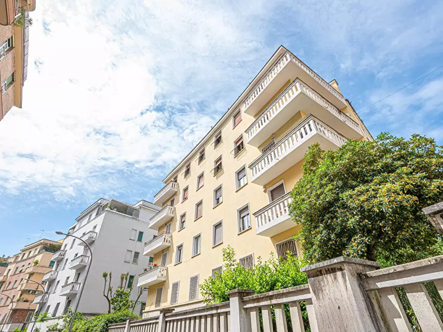 Immagine 33 di Appartamento in vendita  in Via Eustachio Manfredi 17 a Roma