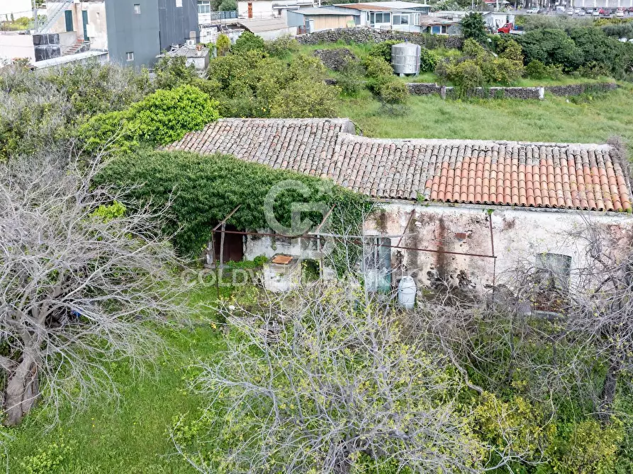 Immagine 19 di Terreno agricolo in vendita  in Via Reina 6 a Acireale