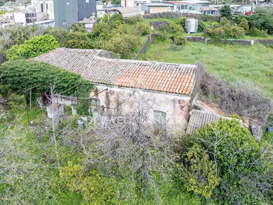 Immagine 20 di Terreno agricolo in vendita  in Via Reina 6 a Acireale