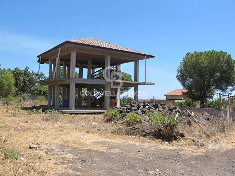 Immagine 35 di Villa in vendita  in Via Marsala 23 a Gravina Di Catania