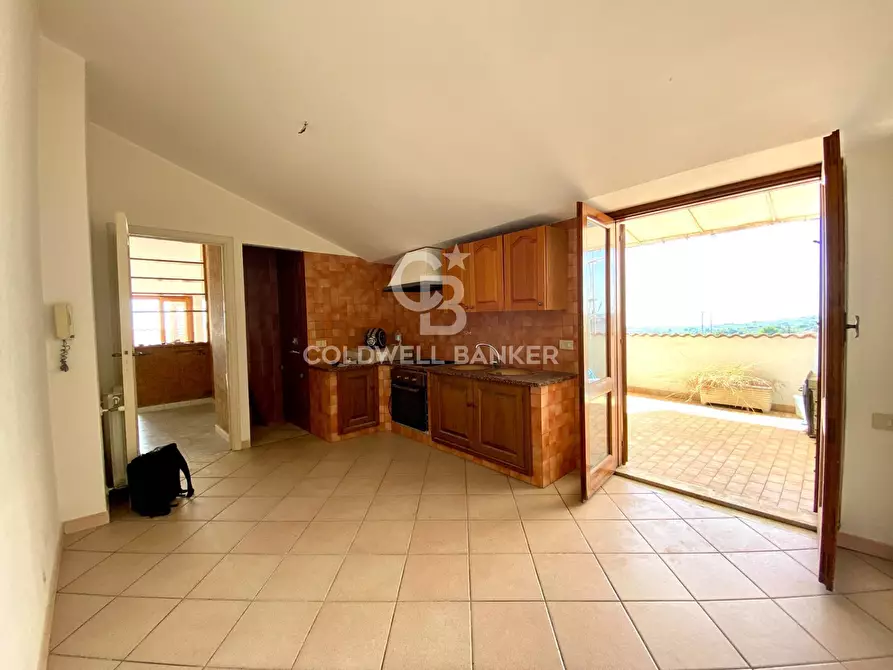 Immagine 5 di Appartamento in vendita  in via Ciminna 11 a Aci Catena