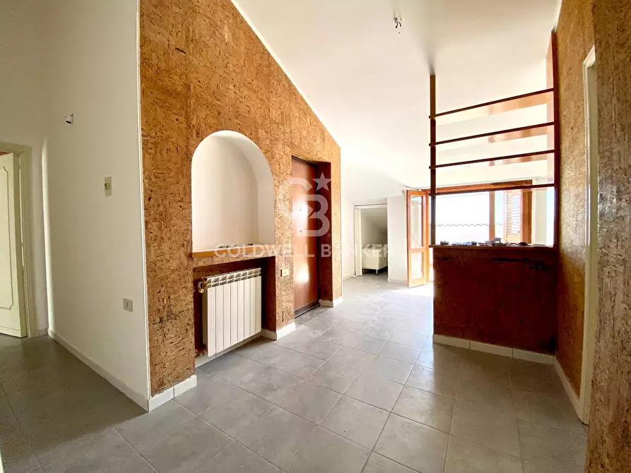 Immagine 35 di Appartamento in vendita  in via Ciminna 11 a Aci Catena